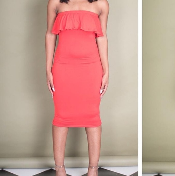 Red ruffle tube dress - Picture 4 of 7